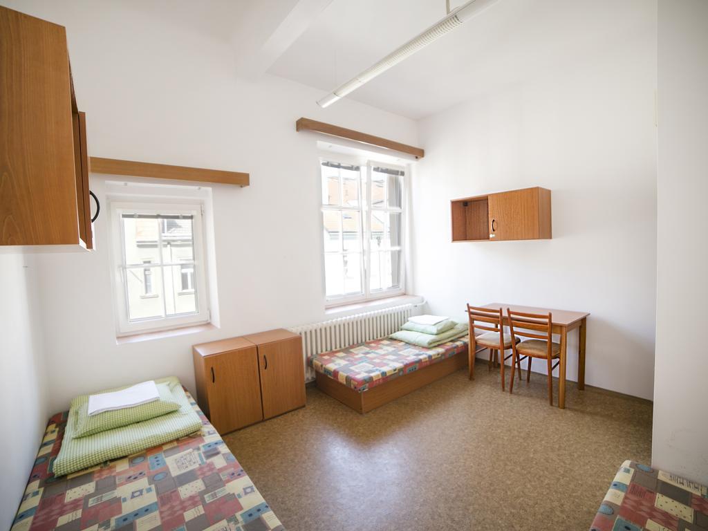 Dizzy Daisy Hostel Praga Quarto foto