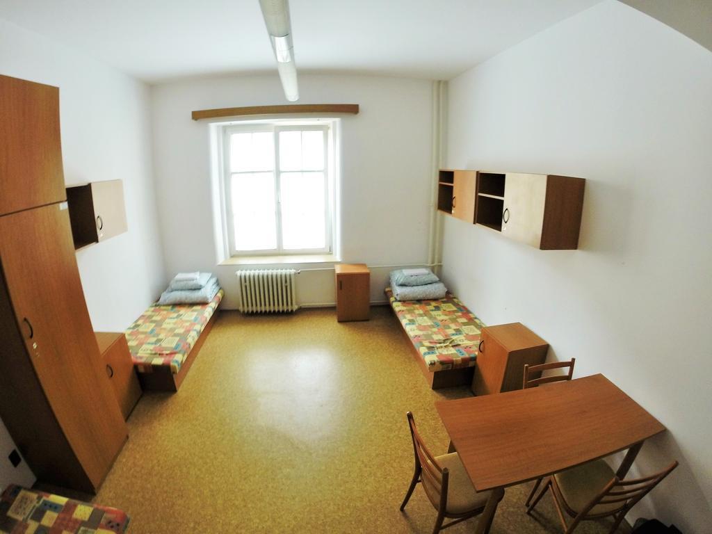 Dizzy Daisy Hostel Praga Quarto foto
